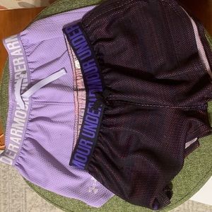 Girl’s Under Armour Shorts Size Medium Lot of 2